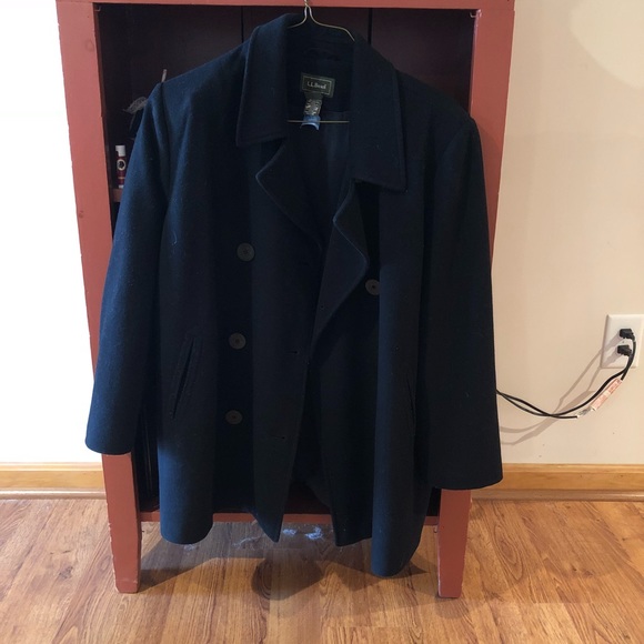 Woman’s Petite Peacoat - Picture 1 of 3